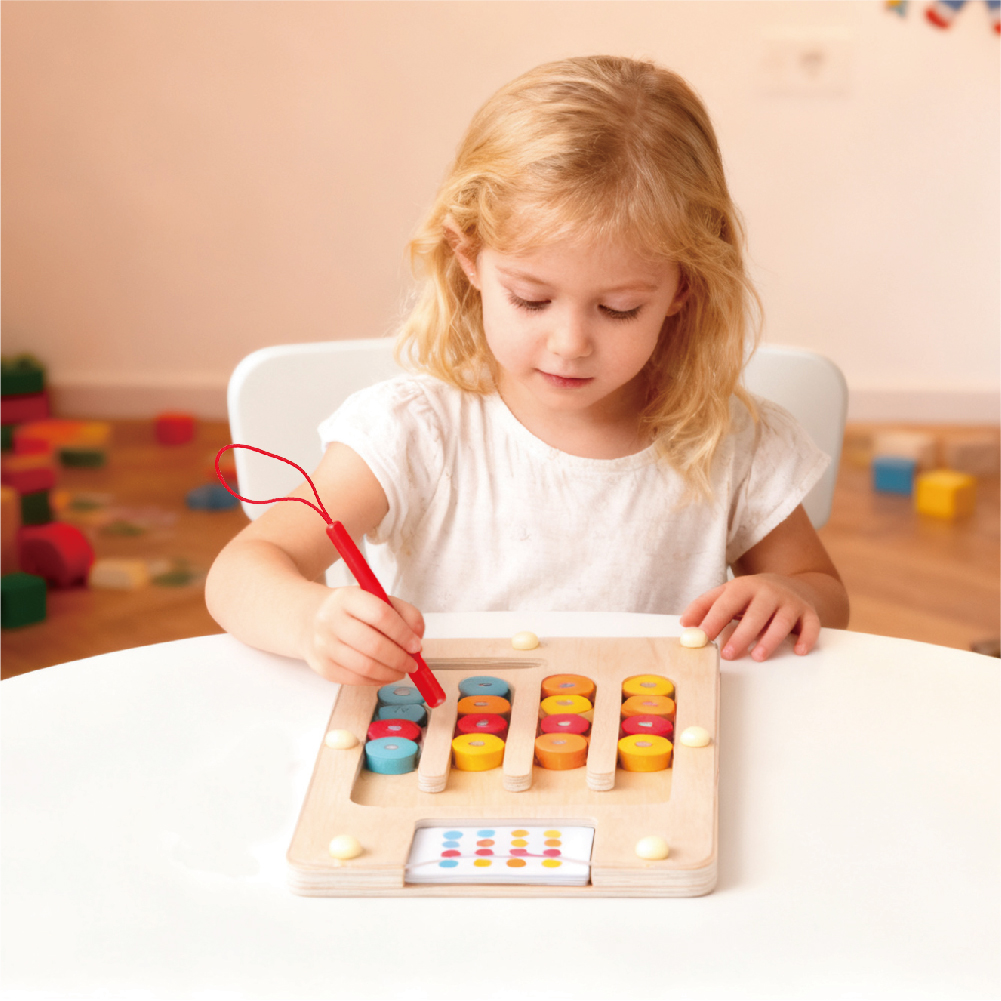 Montessori children's wooden four-color mobile game toys classification quantity cognitive toys preschool educational games