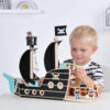Wooden pirate ship toy set for children's role-playing creative toys